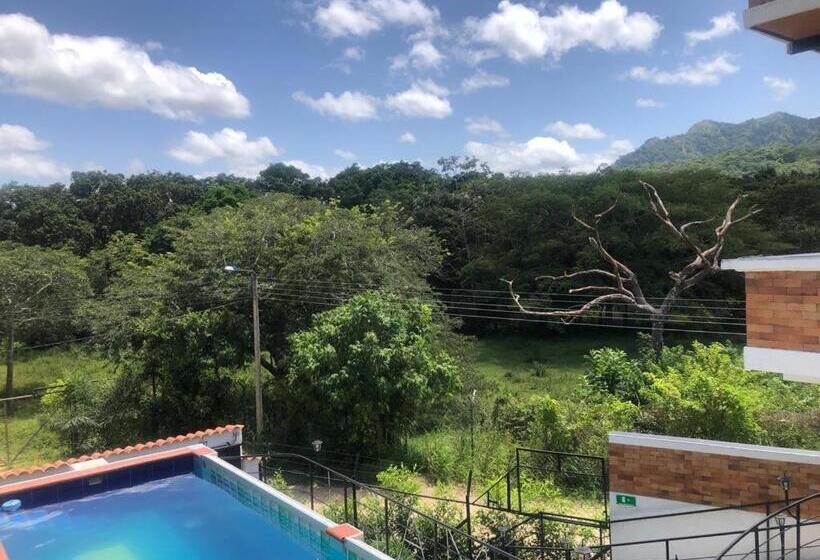 Пансион Hostal Bon Hábitat