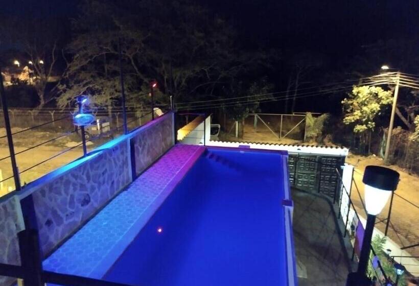 Пансион Hostal Bon Hábitat