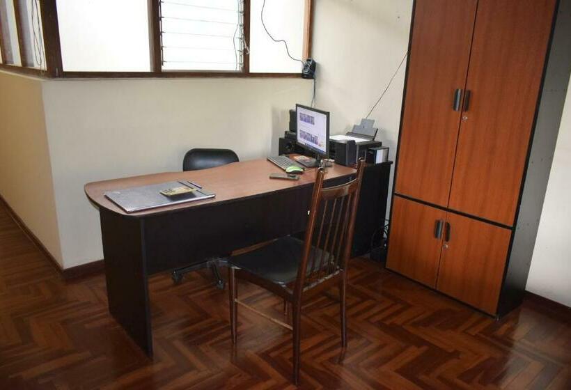 بنسيون Hostal Donde Alberto