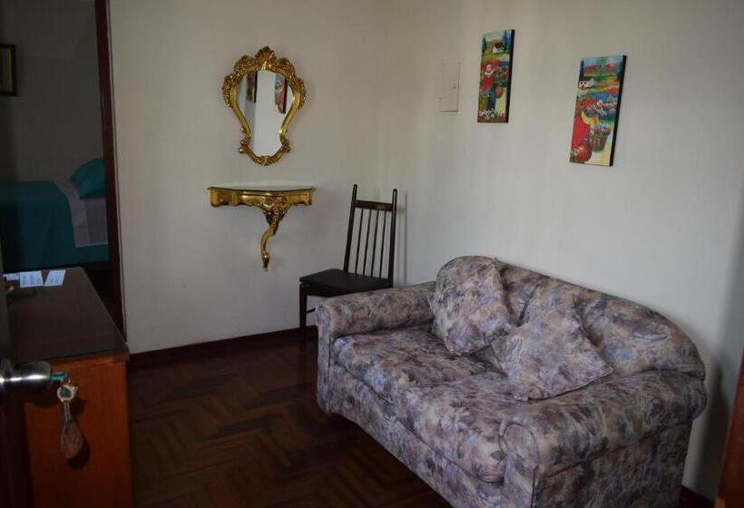 بنسيون Hostal Donde Alberto