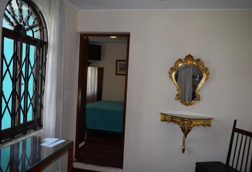 بنسيون Hostal Donde Alberto