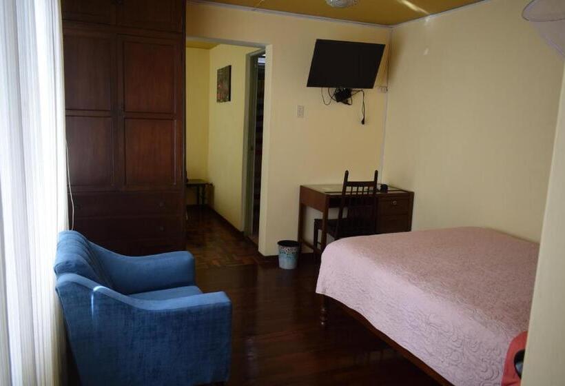 بنسيون Hostal Donde Alberto