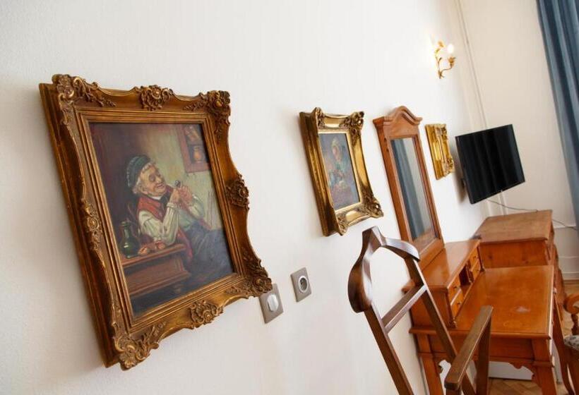 بنسيون Parkhotel Vrbno