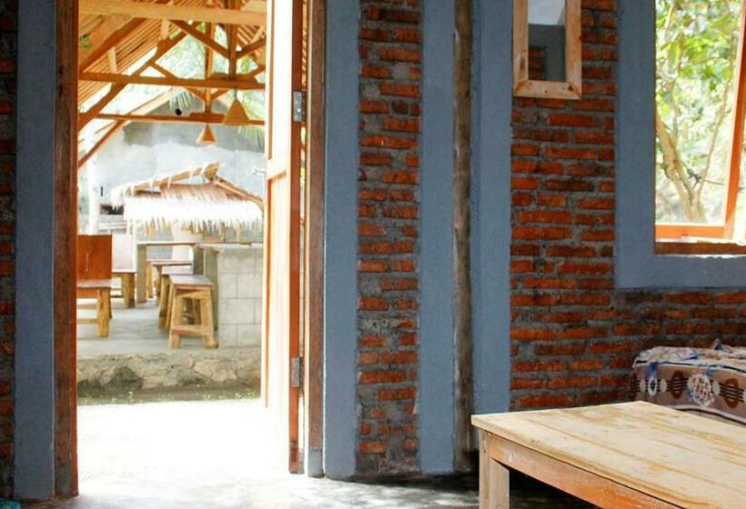 膳宿费 Pondok Cowet Batu Karas