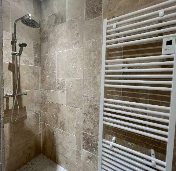 Пансион Suite Privative Jacuzzi Sauna De La Villa Del Castagnol