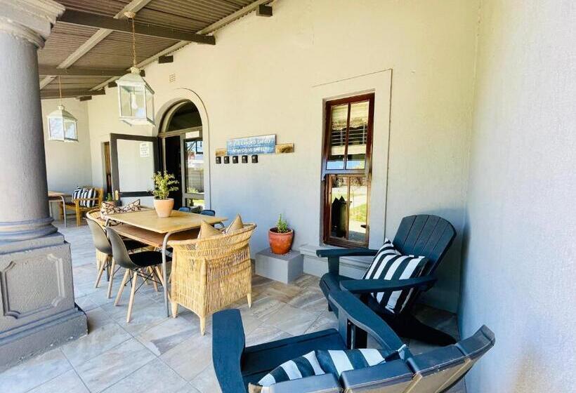 פנסיון The Merino Guest House