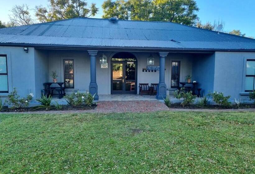 פנסיון The Merino Guest House