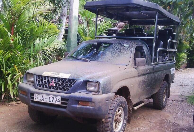 Pension Udawalawa Eco Lodge