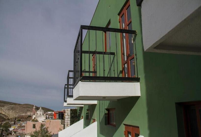 פנסיון Villa Mosaico   Luxury Lofts