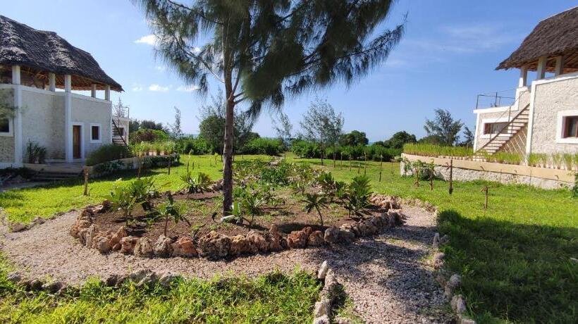 리조트 Amani Villas Nature Retreat