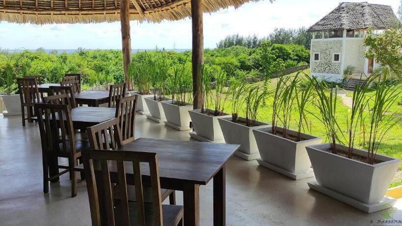 리조트 Amani Villas Nature Retreat