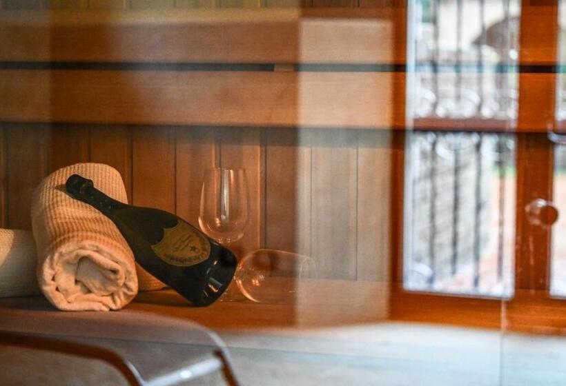 אתר נופש Castello Di Pandora