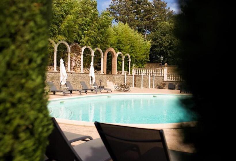 אתר נופש Castello Di Pandora