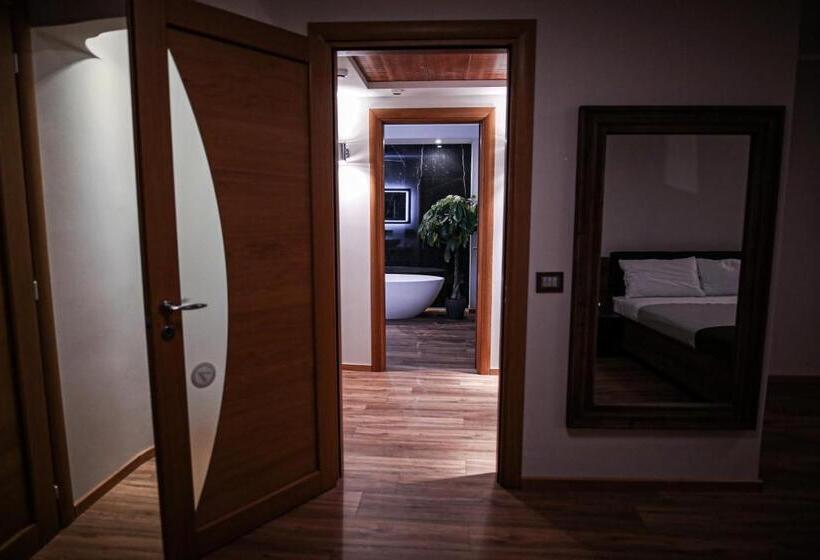 אתר נופש Castello Di Pandora