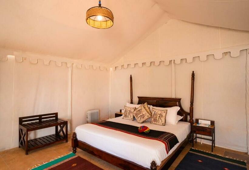 리조트 Helsinki Desert Camp