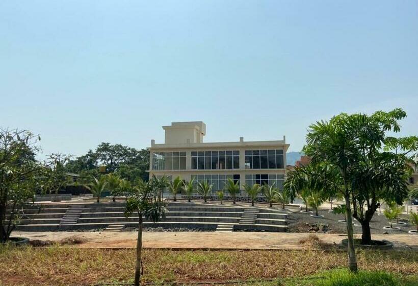 Justa Rudra Resort & Spa