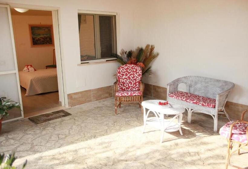 Villa Cecilia Bed And Breakfast