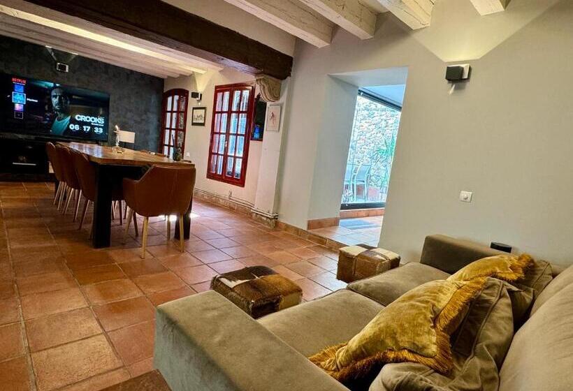 צימר Barri Antic Cambrils