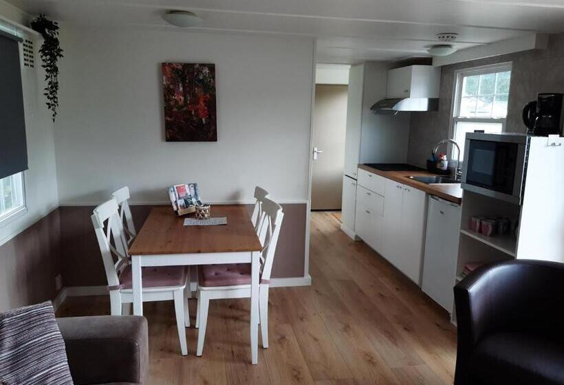 تختخواب و صبحانه Chalet Heggemus Oisterwijk