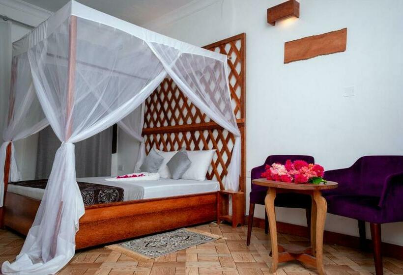 צימר Kuti Hotel Stone Town