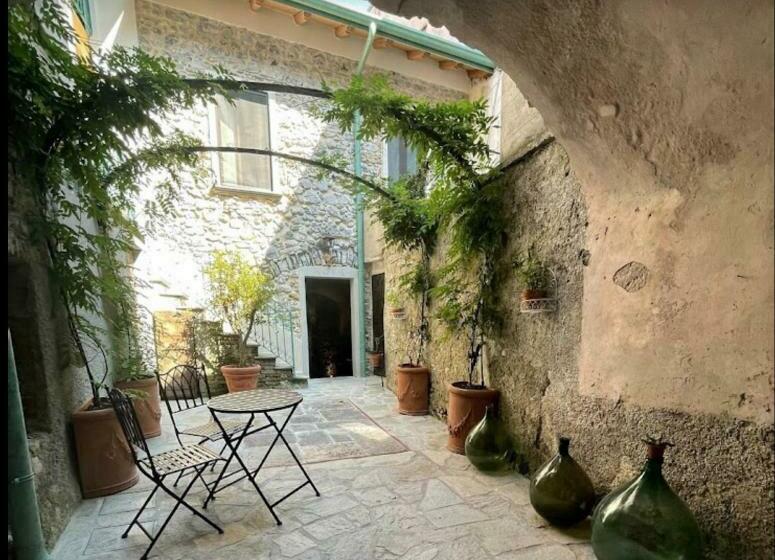 Bed and Breakfast La Corte Del Governo 565