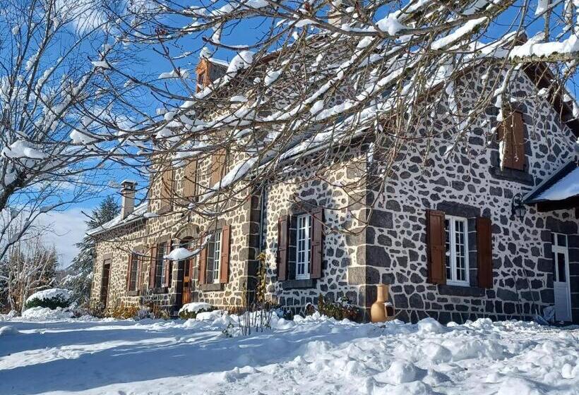 مبيت وإفطار La Grange De Lily