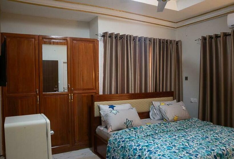 ベッドアンドブレックファースト Veke Executive Lodge & Event Center