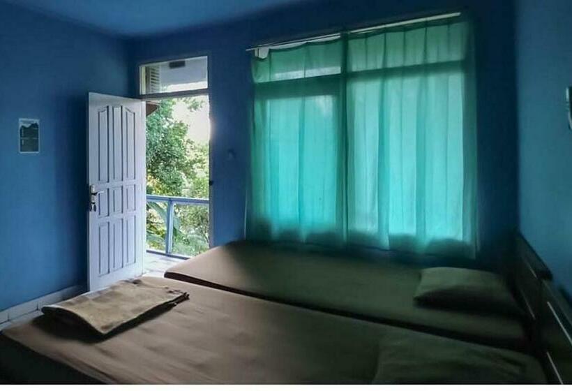 ホテル Andini Tanah Grogot