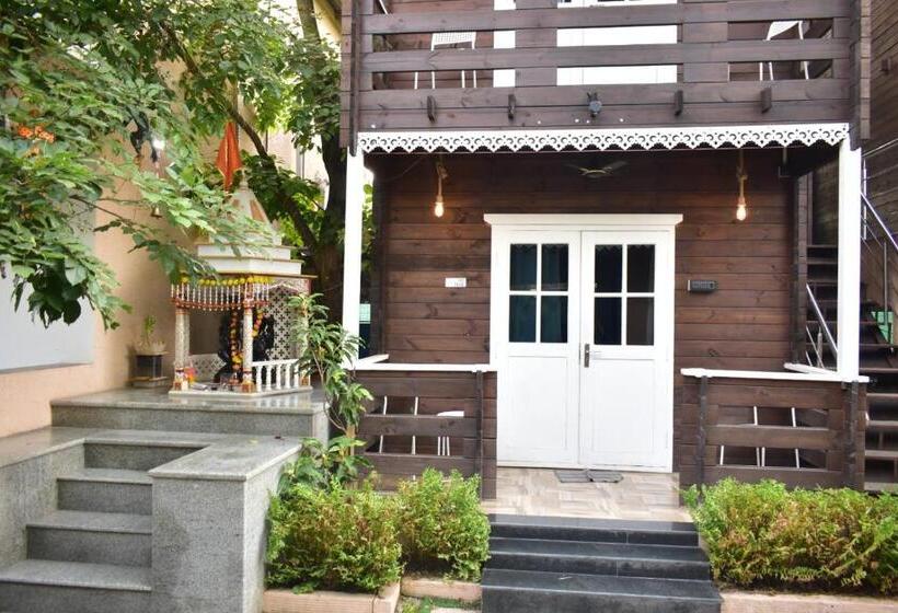 فندق Coastal Bay Inn By Gemstone Hospitality