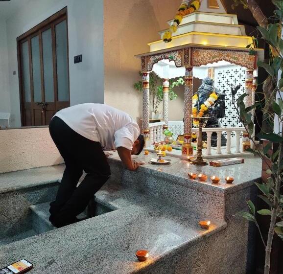 فندق Coastal Bay Inn By Gemstone Hospitality