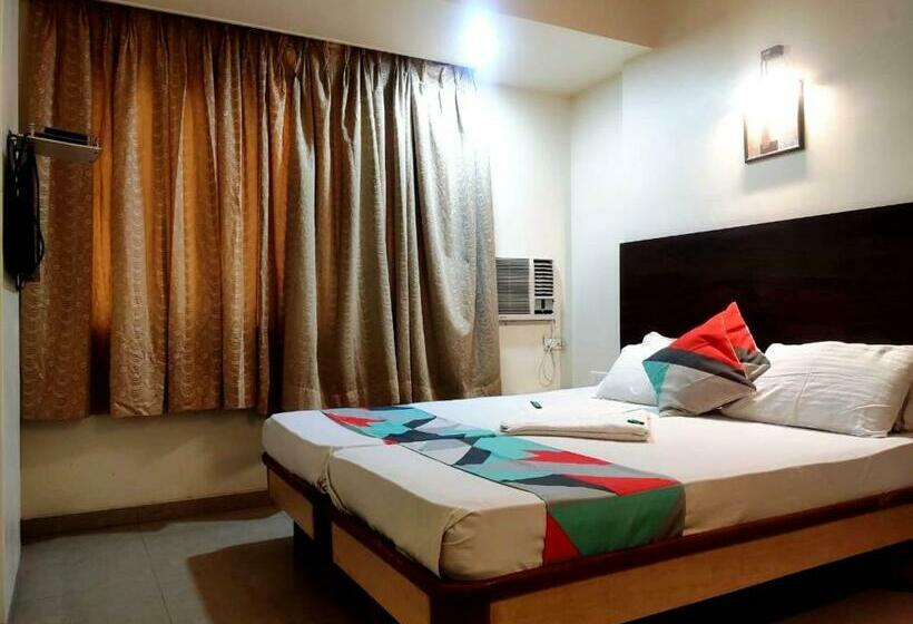 בית מלון כפרי Ghansoli Konark In Lodging & Boarding