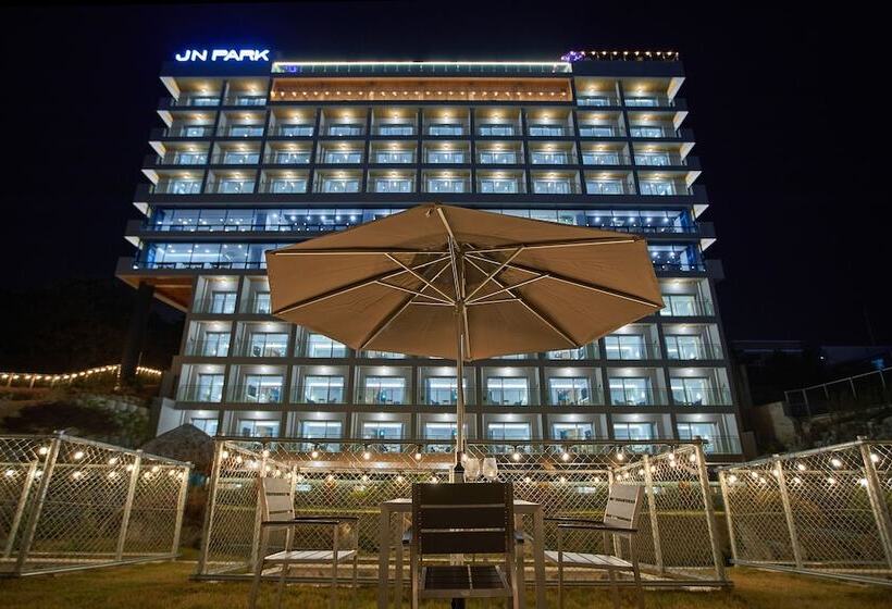 Hotel Jn Park