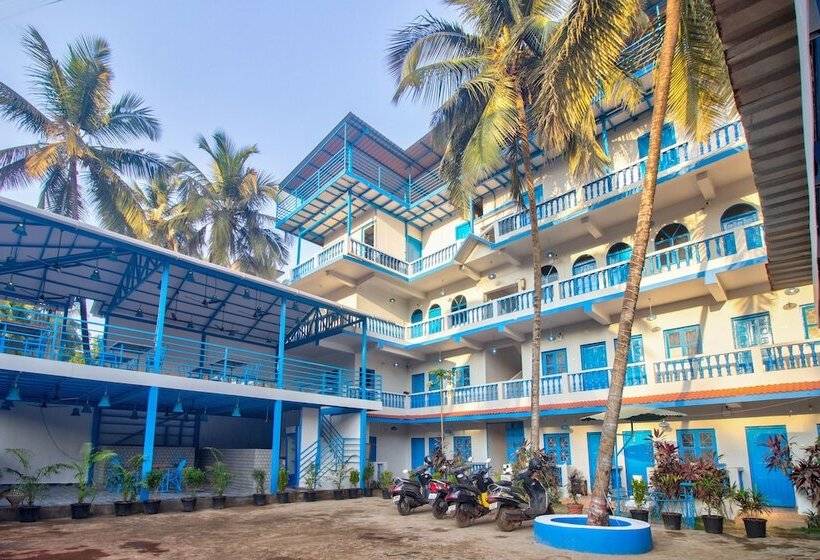 فندق Mandrem Retreat Beach Resort