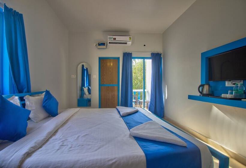 فندق Mandrem Retreat Beach Resort