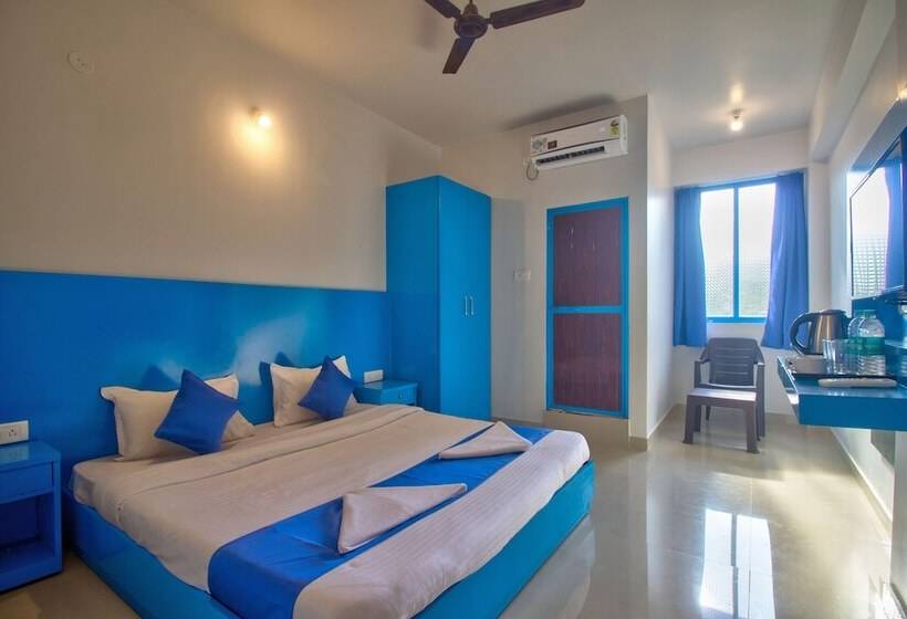 فندق Mandrem Retreat Beach Resort