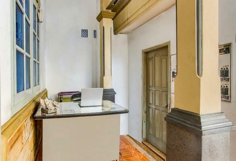 فندق Oyo 90771 Mess 19 Syariah