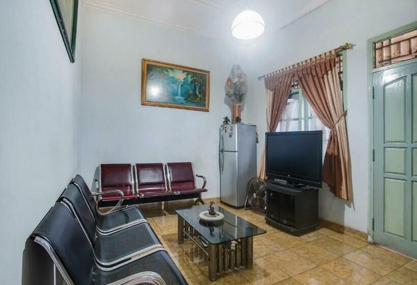 فندق Oyo 90771 Mess 19 Syariah