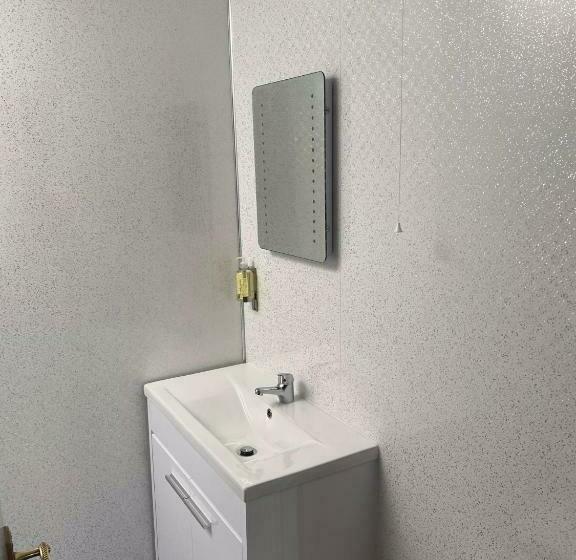 فندق Queensberry Arms