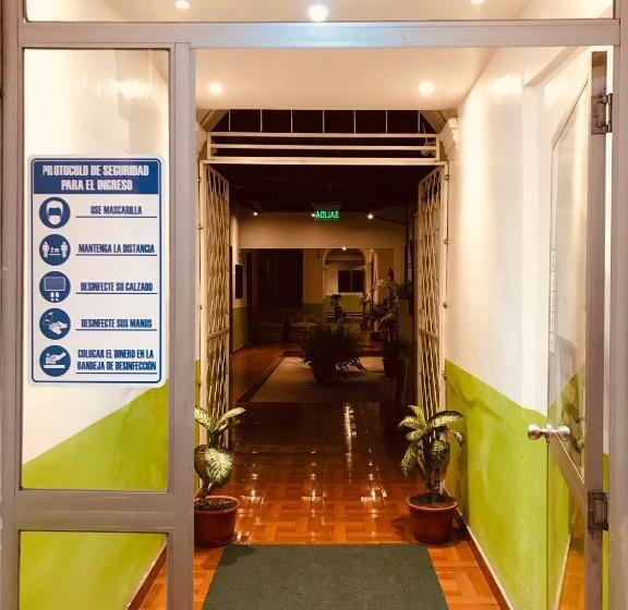 Accel Hotel La Quinta