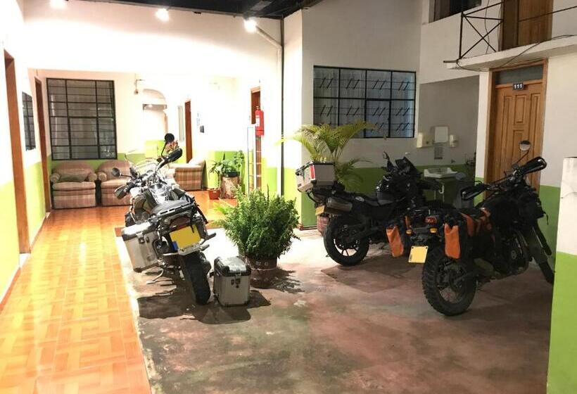 Accel Hotel La Quinta