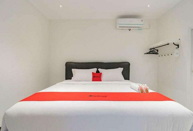 호텔 Reddoorz Plus @ Pakuan Residence Tajur