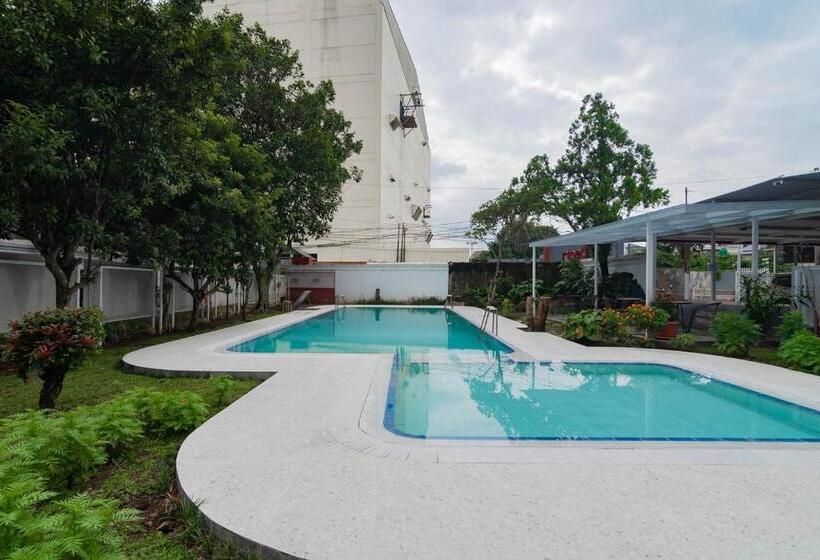 호텔 Reddoorz Plus @ Pakuan Residence Tajur