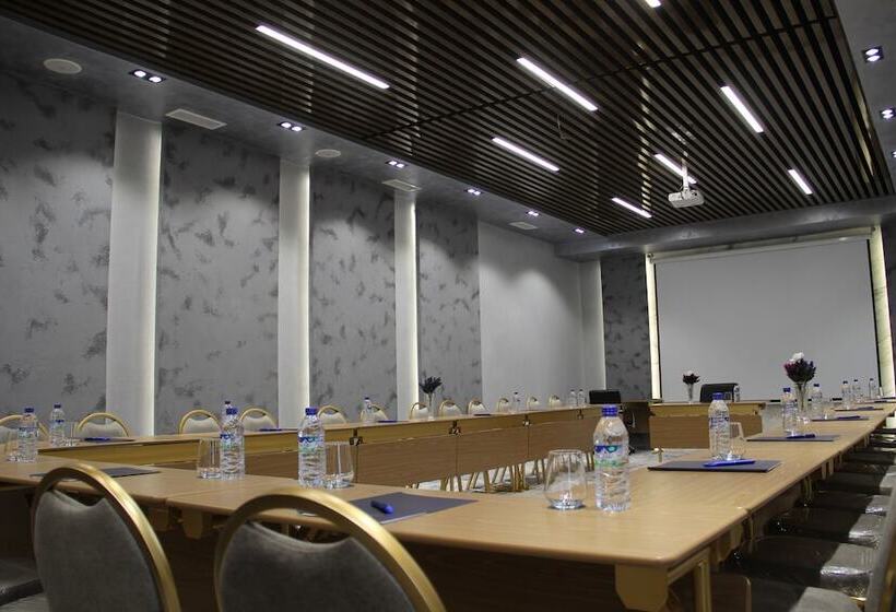 Szálloda Roadside By Khorrot