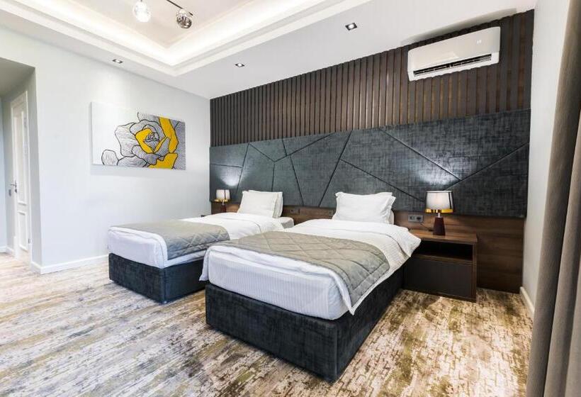 Szálloda Roadside By Khorrot