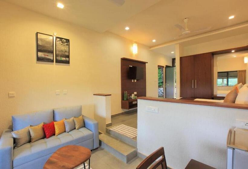 Отель Tea Terrain Resorts & Spa