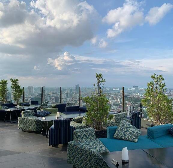 בית מלון כפרי The Penthouse Residence