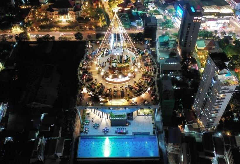 בית מלון כפרי The Penthouse Residence