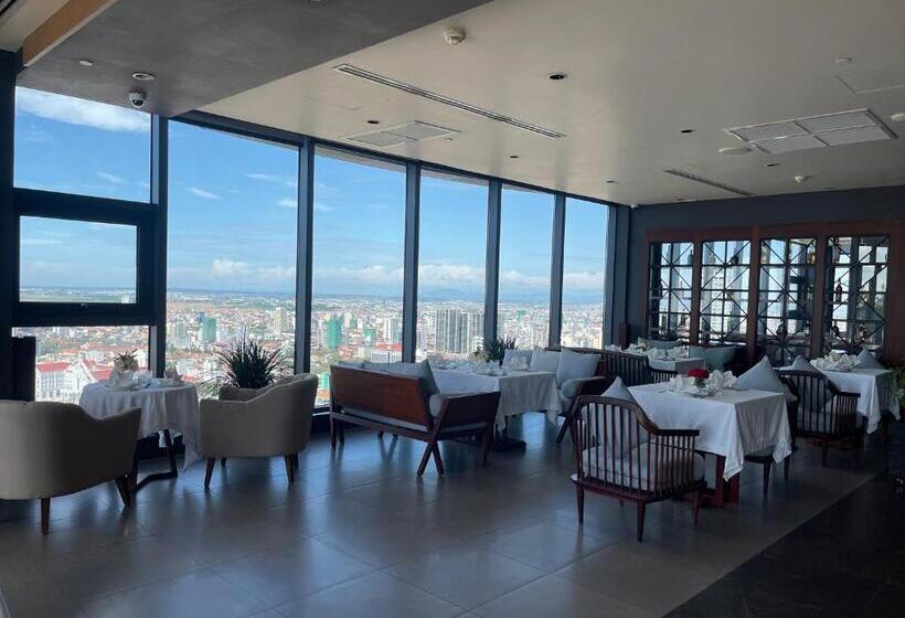 בית מלון כפרי The Penthouse Residence