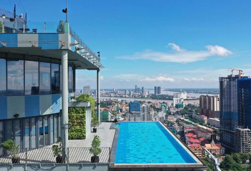 בית מלון כפרי The Penthouse Residence