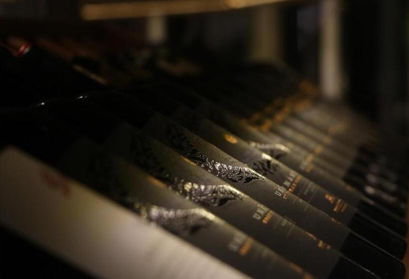 בית מלון כפרי The Penthouse Residence